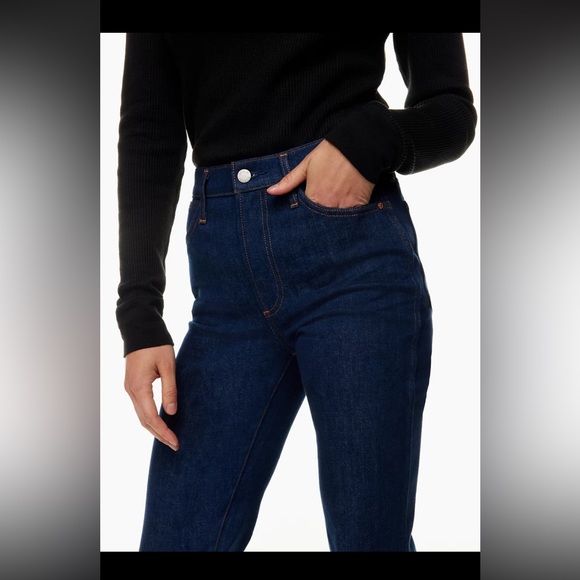 Dark washed aritzia denim forum jeans - Picture 4 of 6